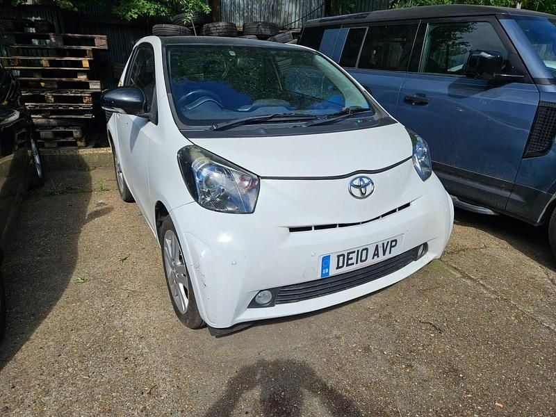 White Used 2010 Toyota iQ Hatchback | £2,995 (Super price) - Image 1/1
