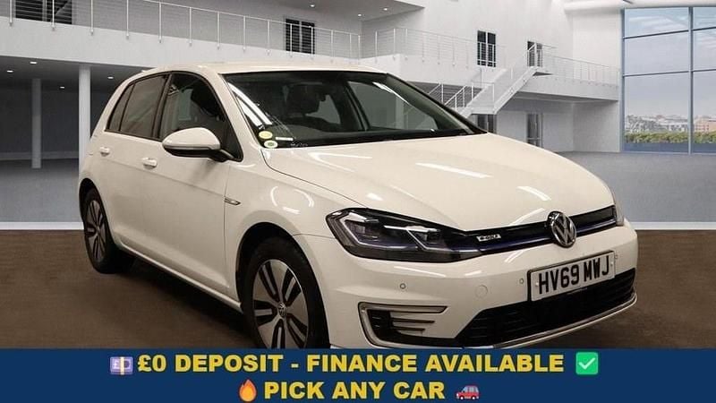 White Used 2019 VW e-Golf Hatchback | £9,549 (Fair price) - Image 1/4