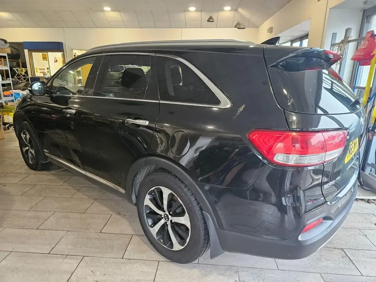 Used Kia Sorento 200 HP (147 kW) 2016 Black SUV