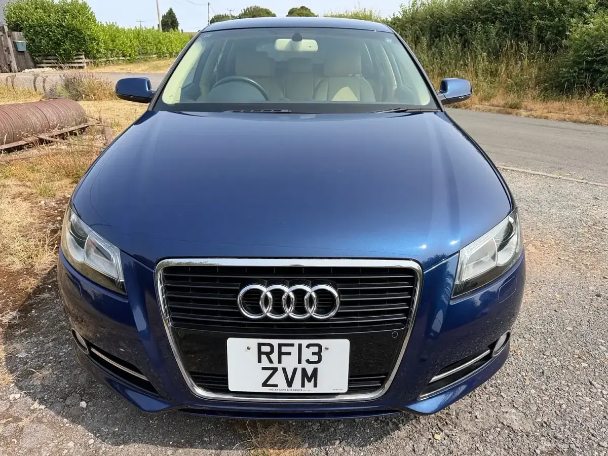 Used Audi A3 Young 2013 Blue Hatchback