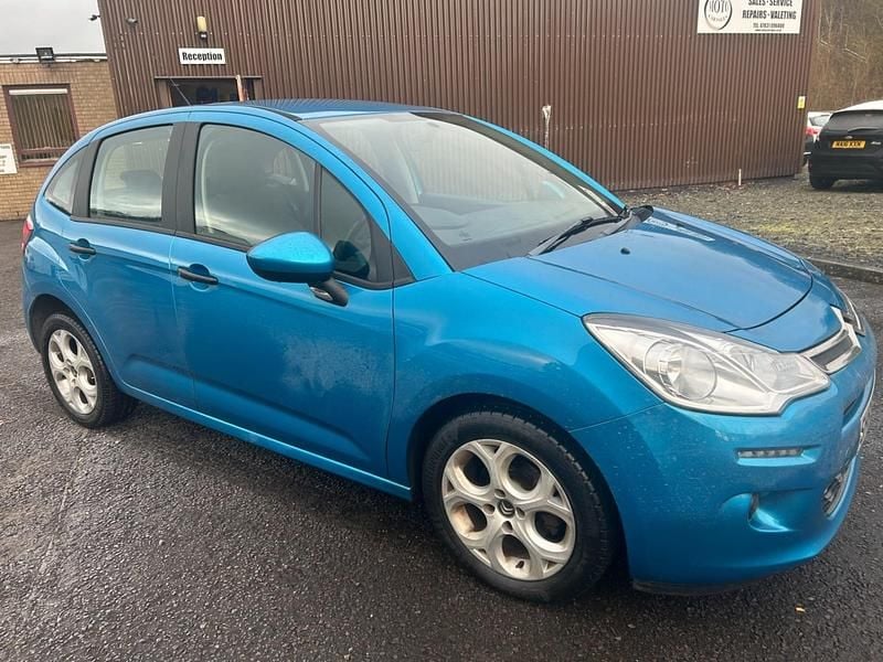 Blue Used 2016 Citroën C3 PureTech Hatchback | £4,995 (Good price) - Image 1/4