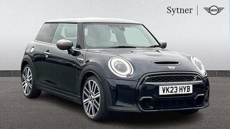 Used Mini Cooper S Exclusive 176 HP (129 kW) 2023 Black Hatchback