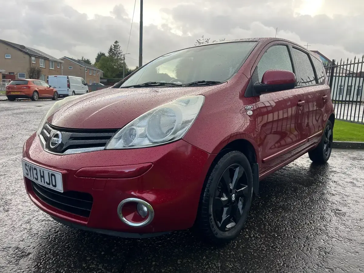 Used Nissan Note N-TEC 88 HP (64 kW) 2013 Red Hatchback