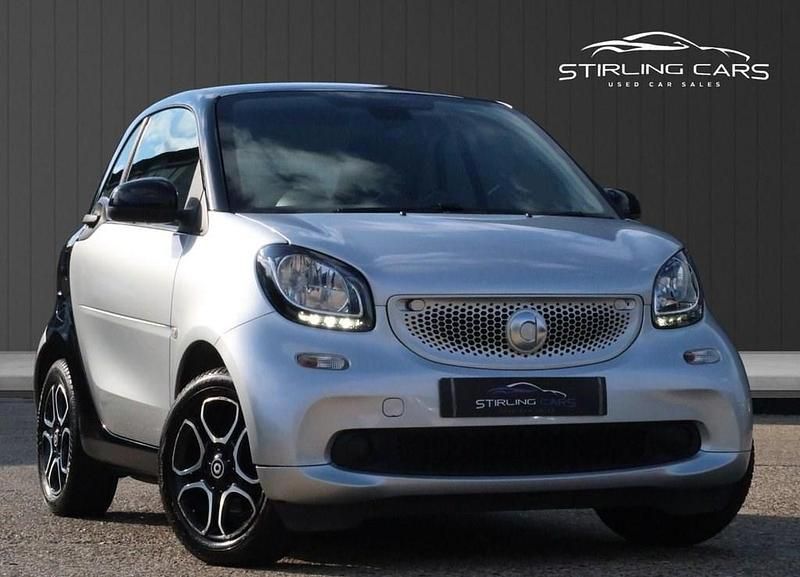 Silver Used 2017 Smart ForTwo Coupé Premium Coupe | £7,989 (Fair price) - Image 1/4