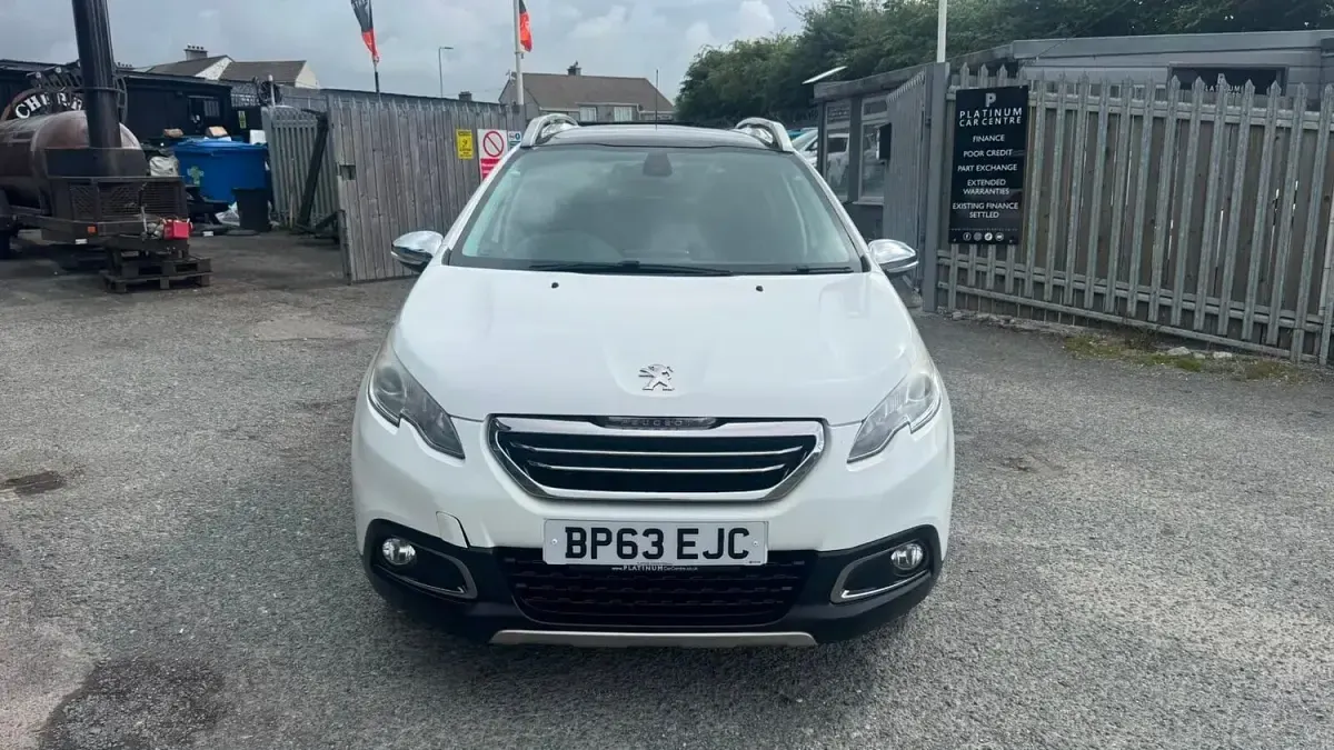 Used Peugeot 2008 2014 White SUV