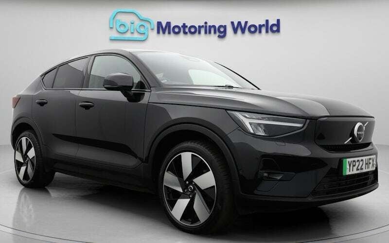 Used 2022 Volvo EC40 Pro SUV | £21,600 (Good price) - Image 1/4
