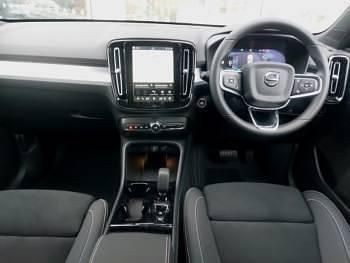 New Volvo XC40 Plus 163 HP (119 kW) 2025 Grey SUV