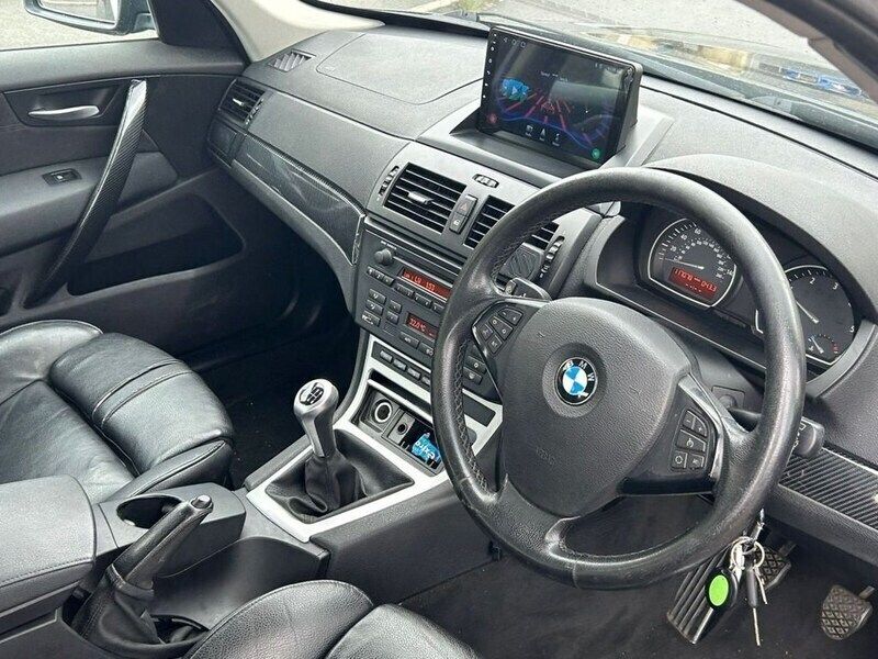 Image 3/4