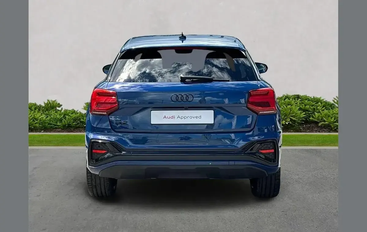New Audi Q2 Black Edition 147 HP (108 kW) 2026 Blue SUV