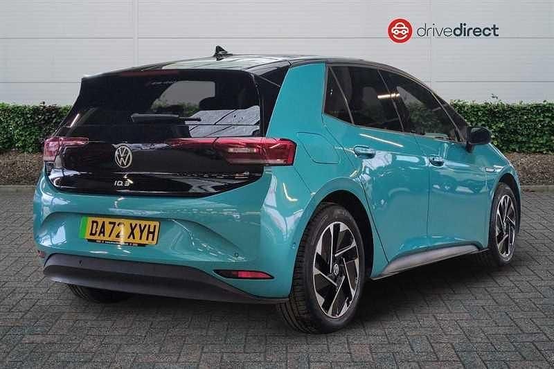 Used VW ID.3 Pro 106 kW (145 HP) 2022 Turquoise Hatchback