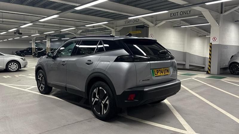 Used Peugeot e-2008 Allure 98 kW (134 HP) 2025 Grey SUV