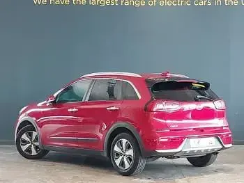 Used Kia Niro 2017 Red SUV