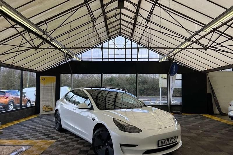 Used Tesla Model 3 Long Range AWD 366 kW (498 HP) 2021 White Sedan