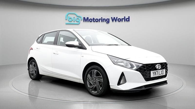 Used Hyundai i20 SE 99 HP (72 kW) 2022