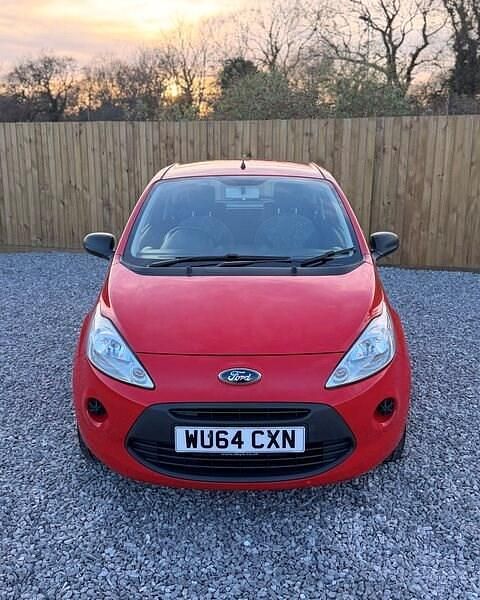 Używany Ford Ka Studio 69 KM (50 kW) 2014 Czerwony Hatchback