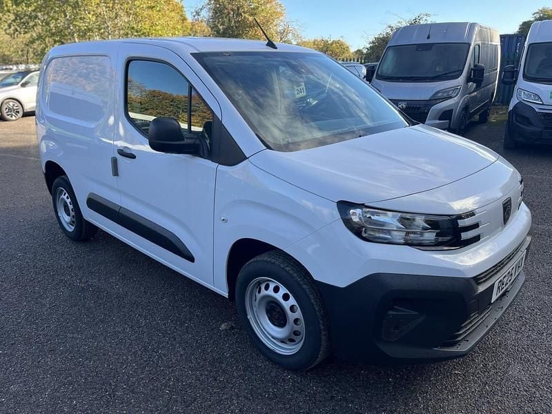 White New 2025 Peugeot Partner S MPV | £17,995 - Image 1/4
