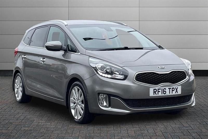 Used Kia Carens 139 HP (102 kW) 2016 Silver MPV