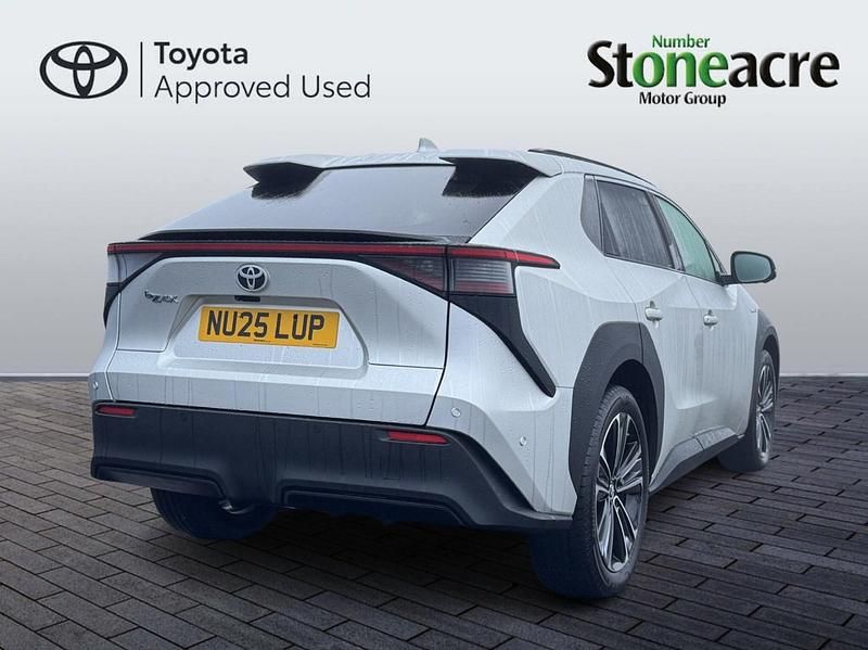 Used Toyota bZ4X 150 kW (204 HP) 2025 Silver SUV