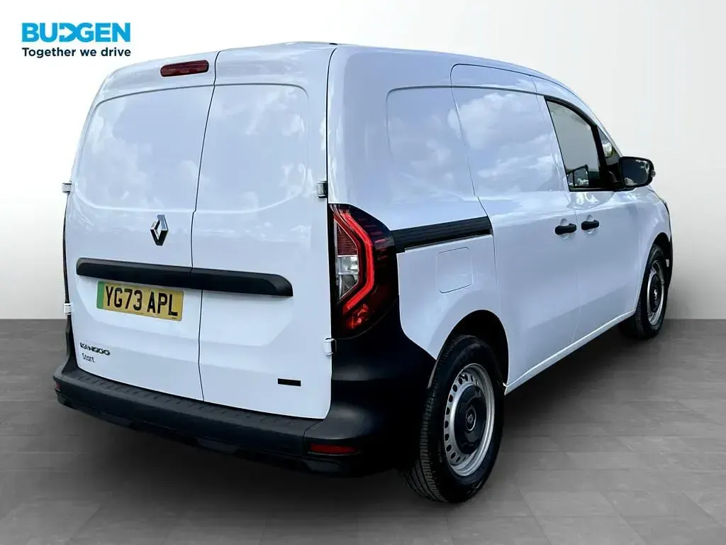 Used Renault Kangoo 89 kW (122 HP) 2024 White MPV