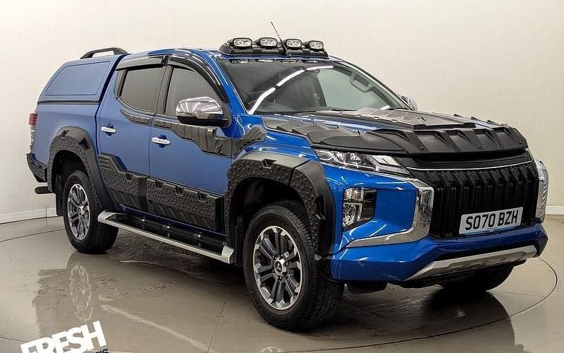 Blue Used 2020 Mitsubishi L200 Pickup | £18,490 (Fair price) - Image 1/4