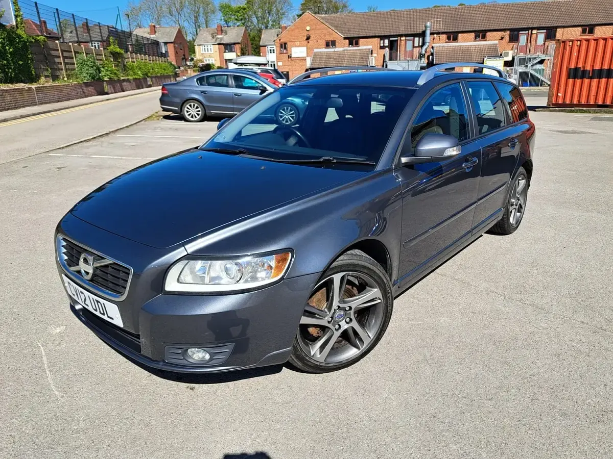 Used Volvo V50 SE 115 HP (84 kW) 2012 Grey Estate