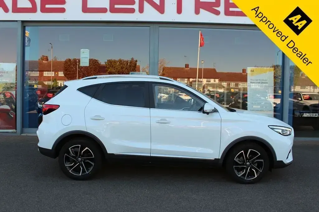 Used MG ZS Exclusive 106 HP (77 kW) 2022 White SUV