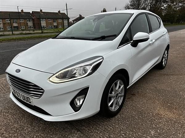 White Used 2017 Ford Fiesta Zetec Hatchback | £7,995 (Fair price) - Image 1/4