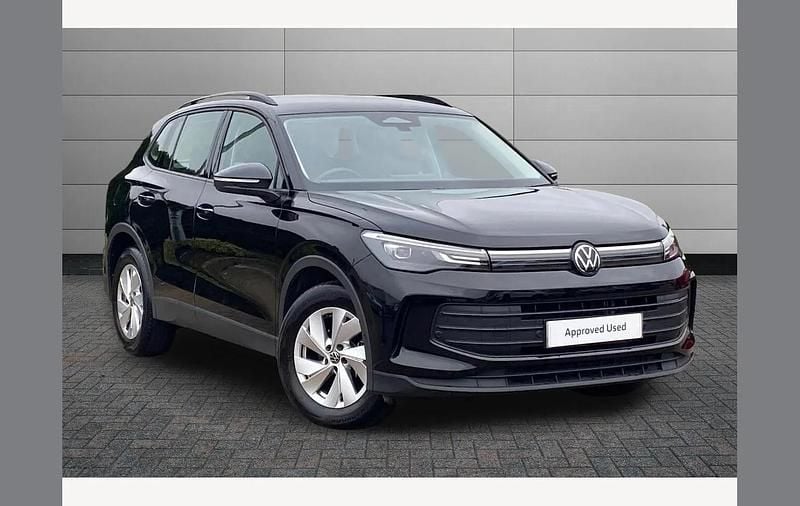 Used VW Tiguan 129 HP (94 kW) 2025 Black SUV