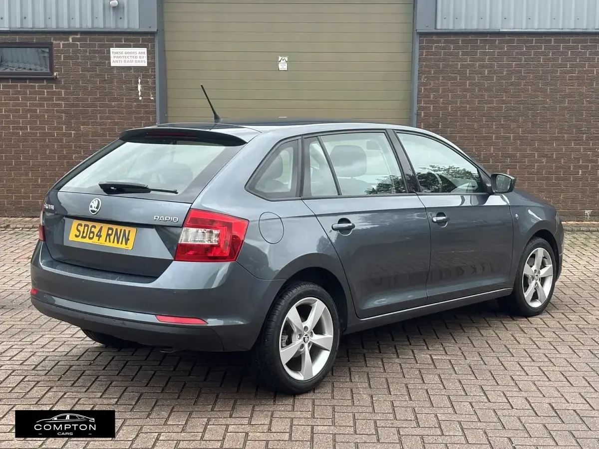 Used Skoda Rapid SE 105 HP (77 kW) 2014 Grey Hatchback