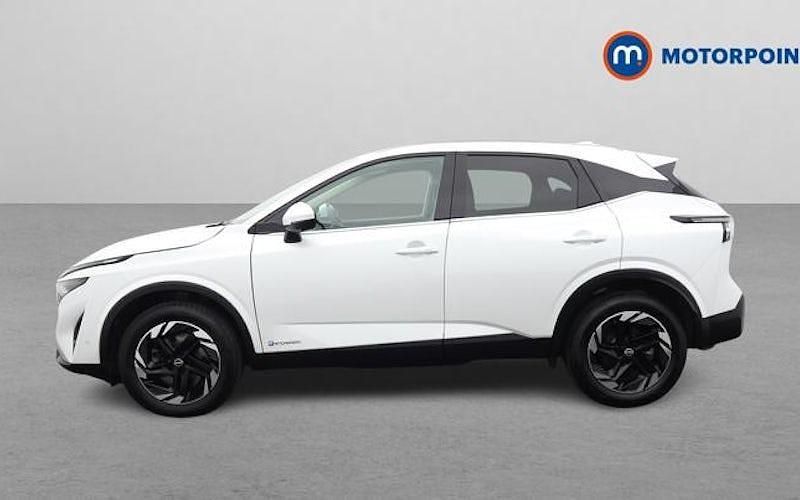 Used Nissan Qashqai N-Connecta 190 HP (139 kW) 2025 White SUV