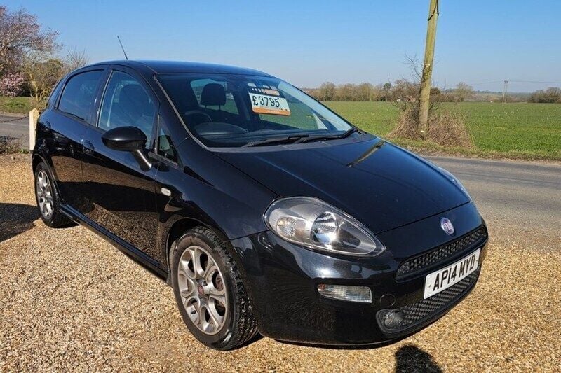 Black Used 2014 Fiat Punto Hatchback | £3,795 (Fair price) - Image 1/1