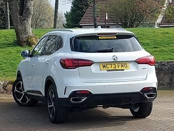 Używany MG HS Trophy 162 KM (119 kW) 2023 Biały SUV