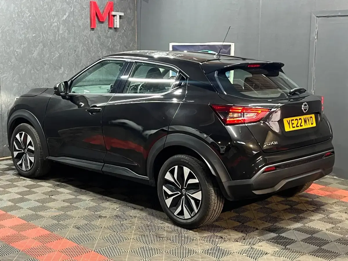 Used Nissan Juke Acenta 114 HP (83 kW) 2022 Black SUV