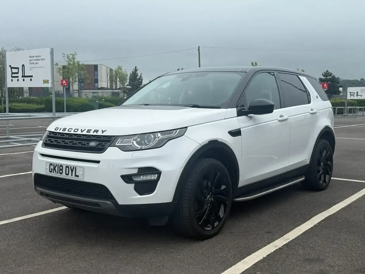 Used Land Rover Discovery Sport HSE 180 HP (132 kW) 2018 White SUV