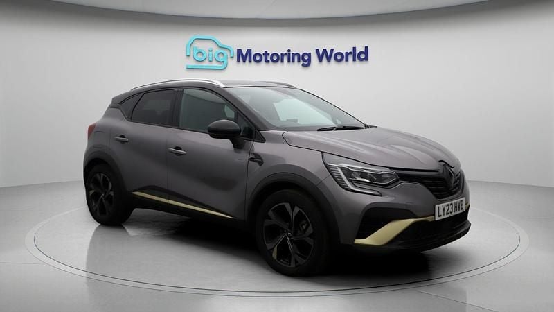 Used 2022 Renault Captur Engineered SUV | £17,400 (Good price) - Image 1/4