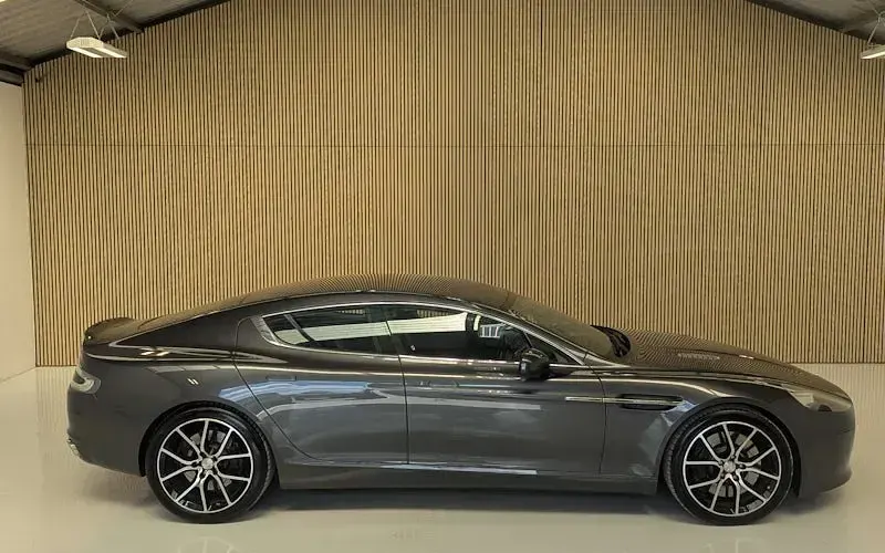 Used Aston Martin Rapide 557 HP (409 kW) 2013 Silver Sedan