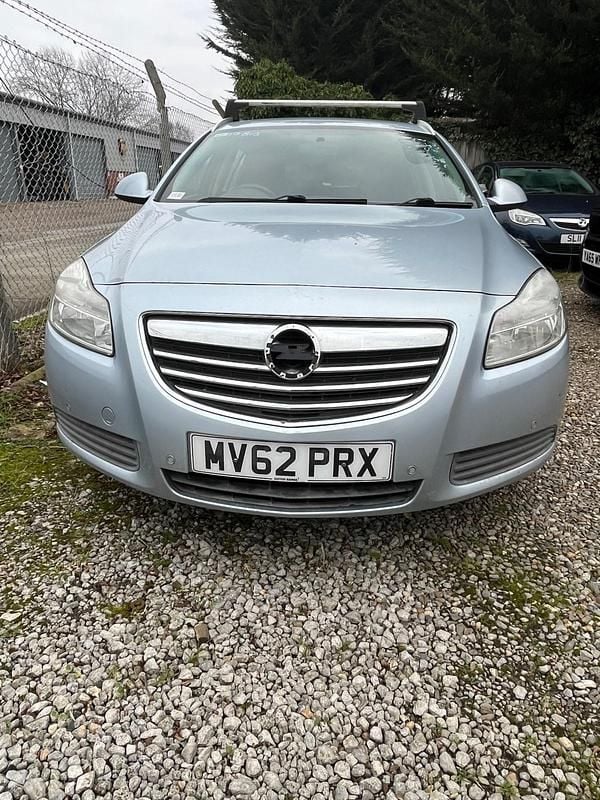 Silver Used 2012 Vauxhall Insignia Estate | £1,200 (Good price) - Image 1/4