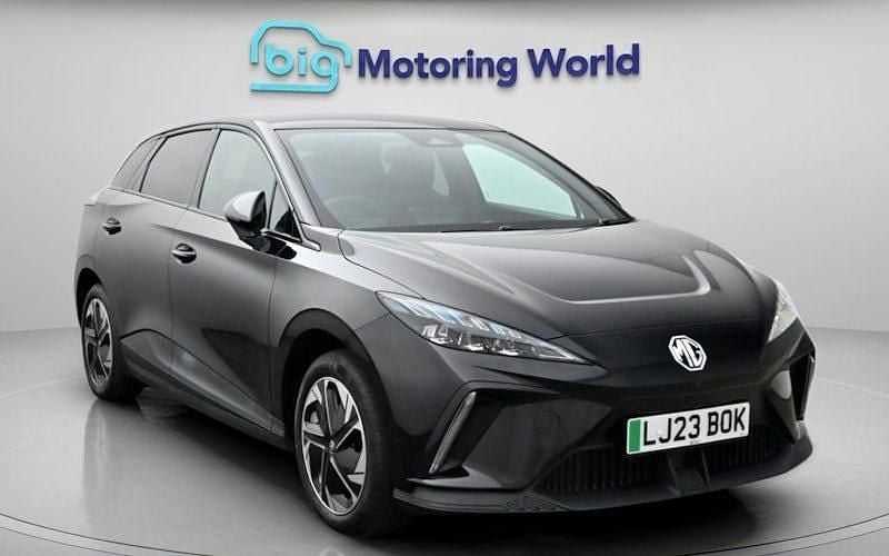Used MG MG4 EV Trophy 150 kW (204 HP) 2025 Hatchback