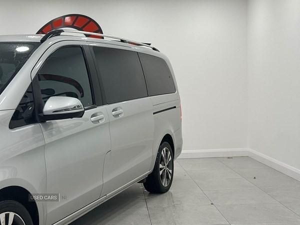 Used Mercedes V220 170 HP (125 kW) 2019 Silver MPV