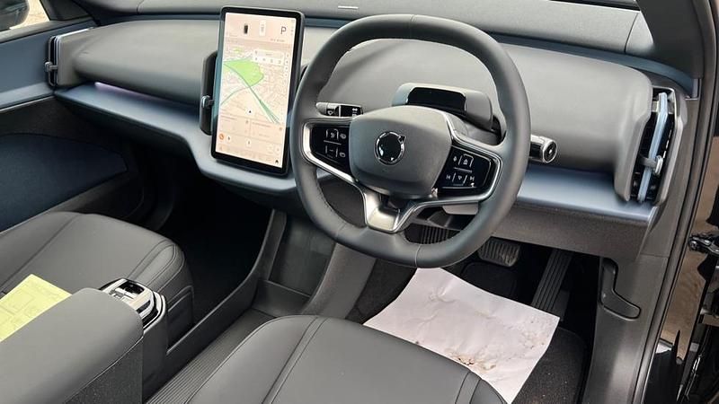 New Volvo EX30 Performance 314 kW (428 HP) 2025 Black SUV