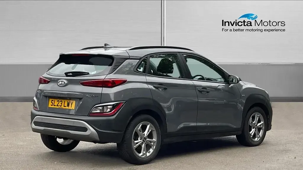 Used Hyundai Kona SE 120 HP (88 kW) 2023 Grey SUV