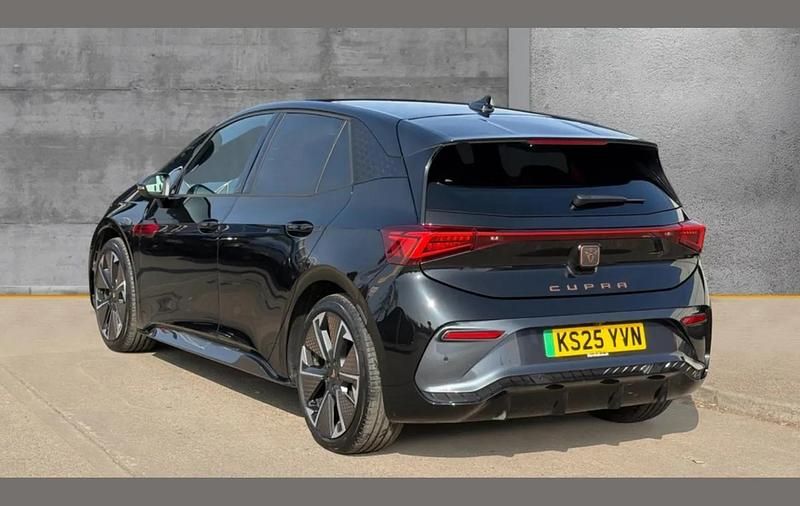 Used Cupra Born e-Boost 169 kW (231 HP) 2025 Black Hatchback