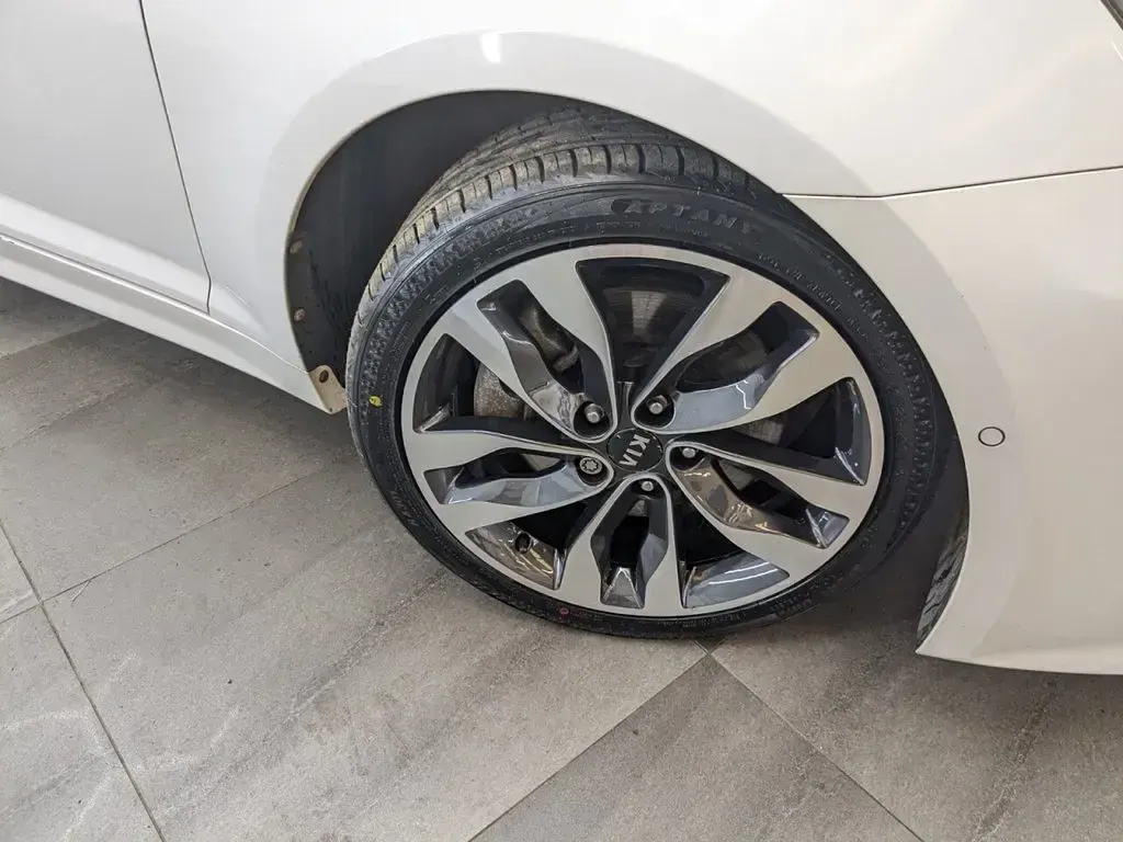Used Kia Optima 136 HP (100 kW) 2014 White Sedan