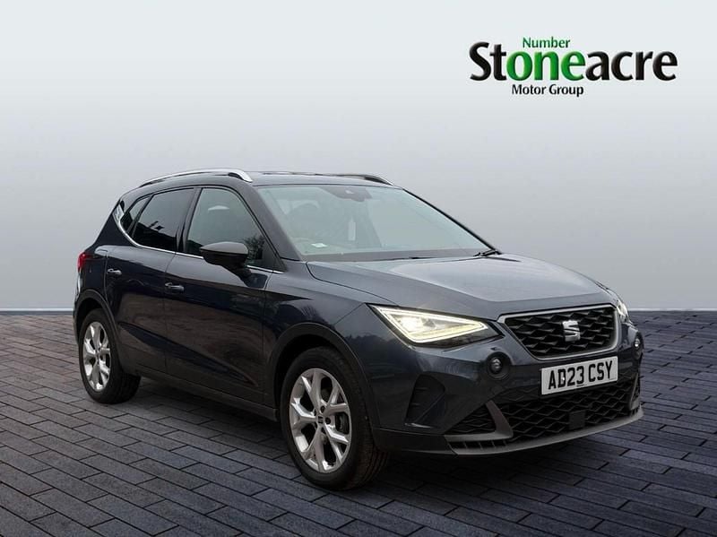 Grey Used 2023 Seat Arona FR SUV | £11,890 (Good price) - Image 1/4
