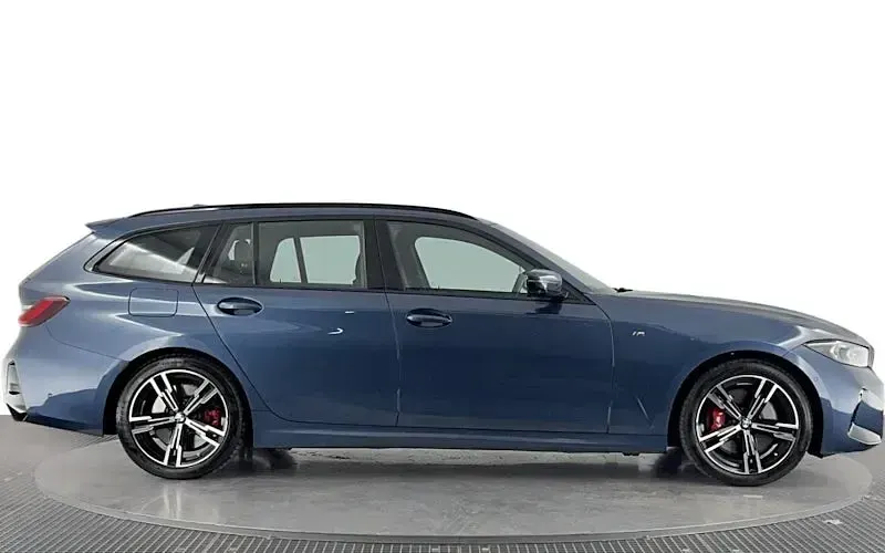 Used BMW 320 M Sport 184 HP (135 kW) 2025 Blue Estate