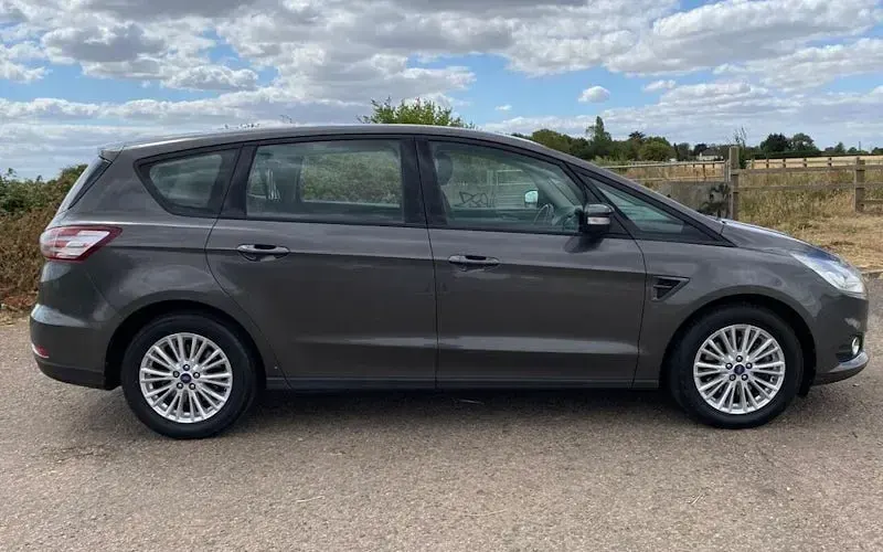 Used Ford S-MAX Zetec 150 HP (110 kW) 2016 Grey MPV