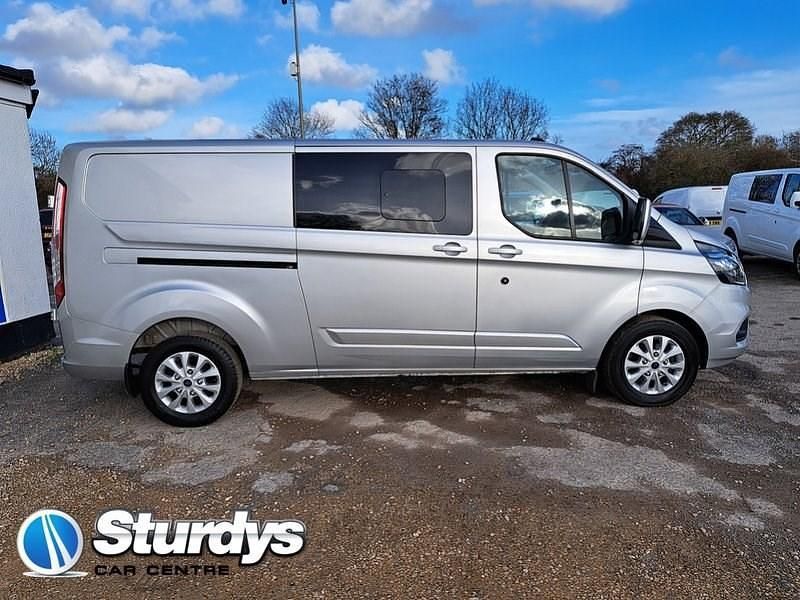 Used Ford Transit Custom Limited 130 HP (95 kW) 2023 Silver Van