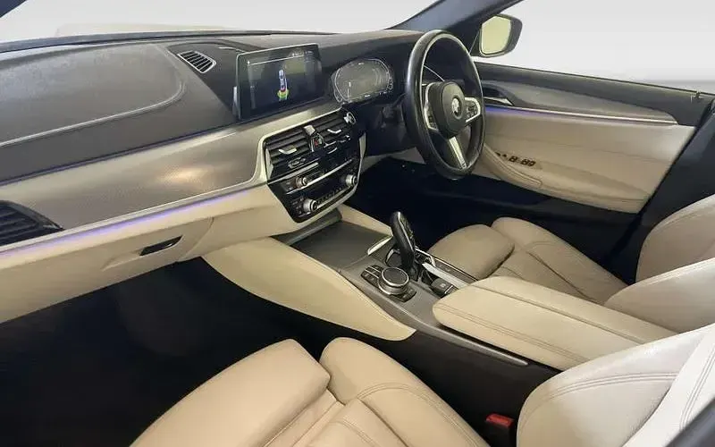 Used BMW 530e M Sport 252 HP (185 kW) 2019 Grey Sedan