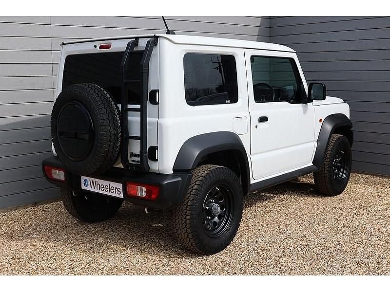 Used Suzuki Jimny 101 HP (74 kW) 2022 White SUV