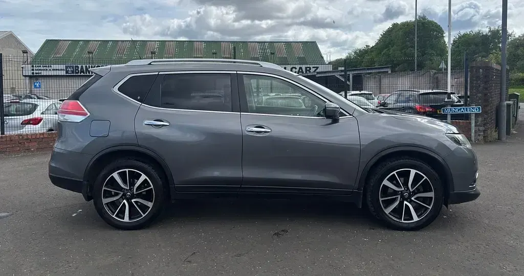 Used Nissan X-Trail N-TEC 130 HP (95 kW) 2015 Grey SUV